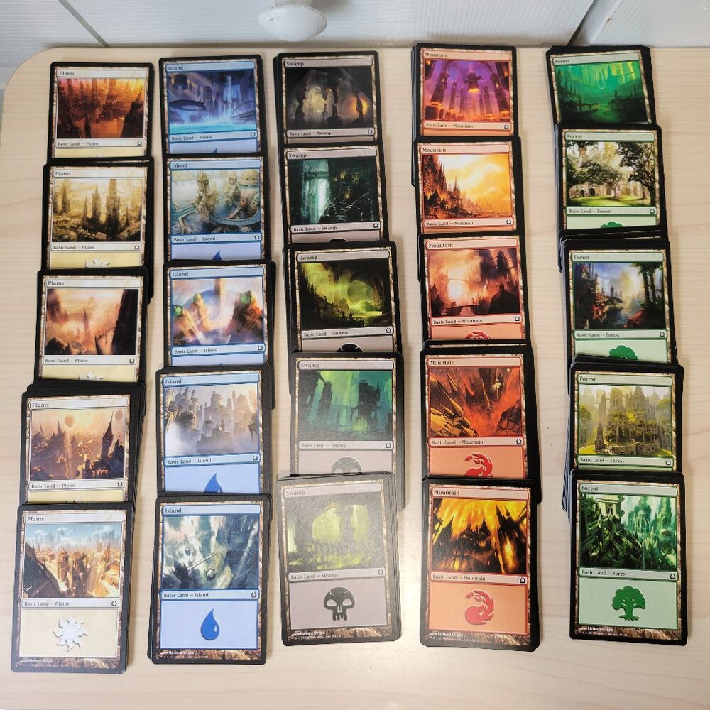 MTG Bundle of 200 MAGIC THE GATHERING Return to Ravnica Land Cards, Complete Set
